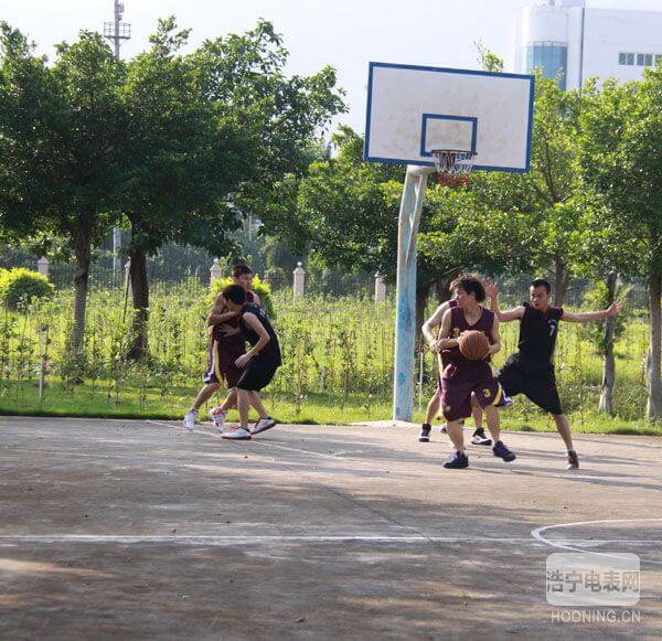 活力籃球，盡展青春魅力