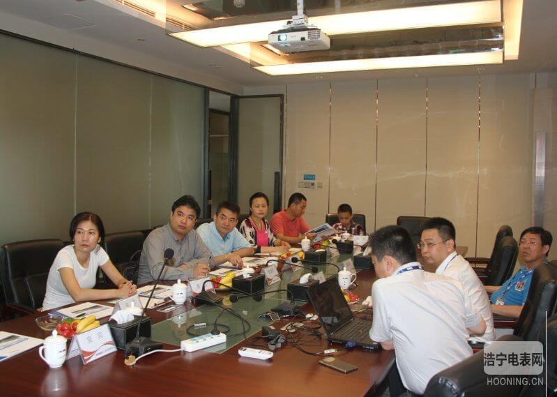 政企合作 * 新疆達坂城區領導一行蒞臨科陸電子指導考察