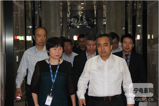 政企合作 * 新疆維吾爾自治區黨委領導一行蒞臨科陸調研考察